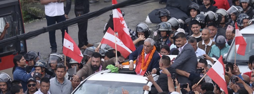 पाँच महिनाको विदेश बसाइपछि स्वदेश फर्किए देउवा, भने– “समुन्नत मुलुक बनाउने यात्रामा समर्पित हुन फर्किएँ “